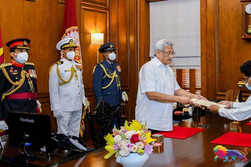 කැබිනට් ඇමතිවරුන් 10 ක් අද දිවුරුම් දෙති !