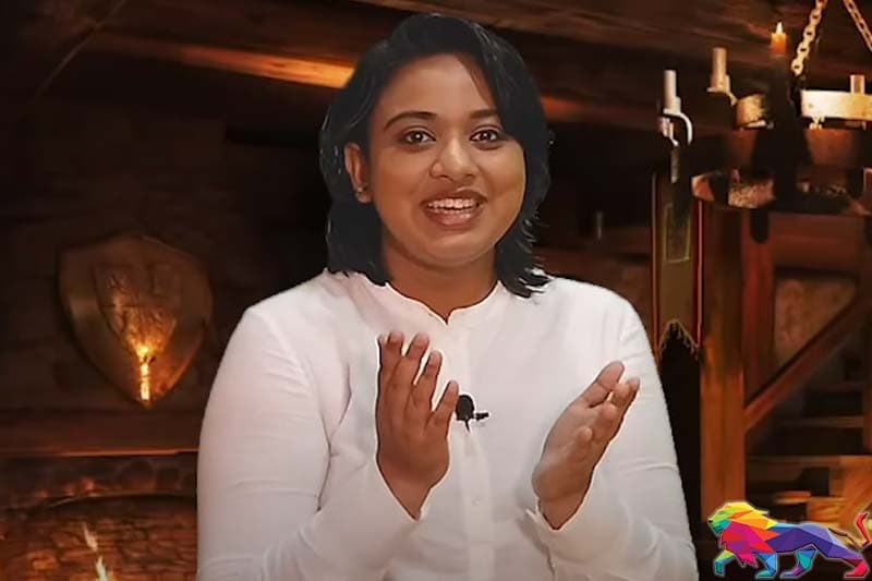 පඳුරකට ගැහුවම එනවුන්සර්ලා විසිවෙන රටක් ! - අනුෂි හක්මනගේ | Saman4You