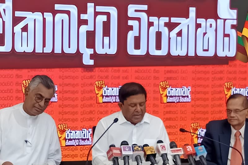 සිවුර ගැලවීම නීති විරෝධියි: ඒකාබද්ධ විපක්ෂයෙන් දැඩි අනතුරු ඇඟවීමක්