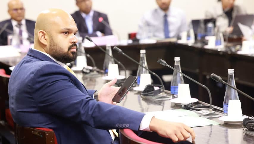 වරාය නගරයේ වීසා ගැන ෂානක්කියන්ගෙන් විමර්ශනාත්මක අනාවරණයක්