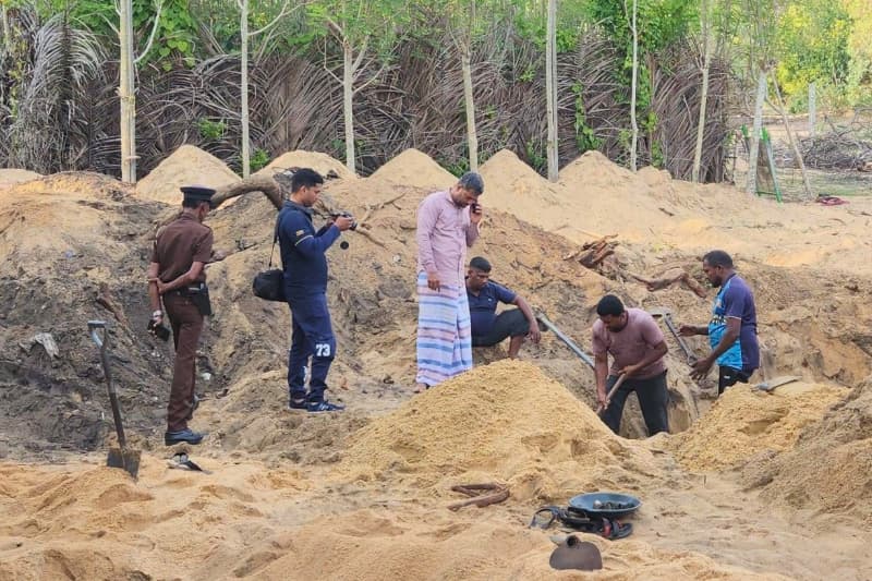 නැගෙනහිර කැනීම් භූමියකින් මිනිස් ඇටකටු මතුවේ