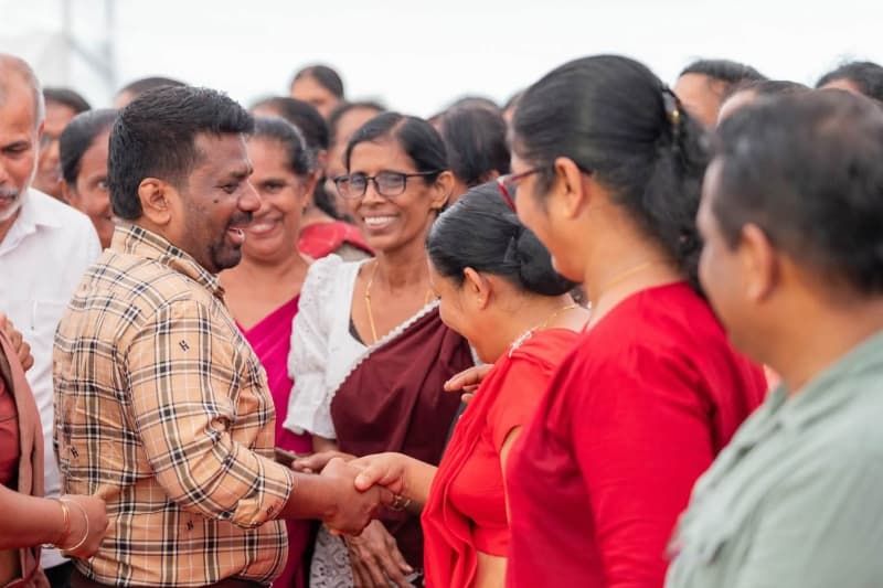 'මොන බාධා ආවත් අධ්‍යාපන ප්‍රතිසංස්කරණ ආපසු හරවන්නේ නෑ' – ජනපති