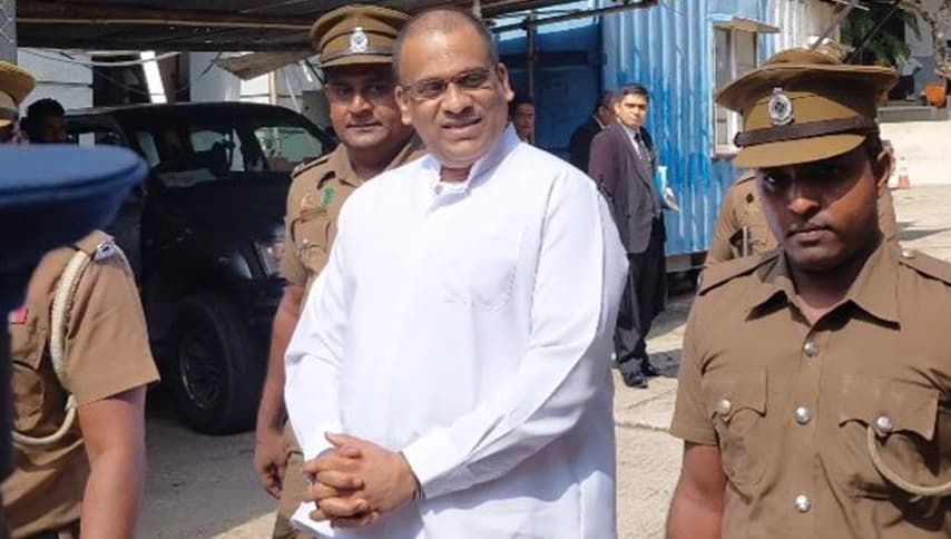 ඥානසාර හිමියන්ගේ සිවුර ගැන ජනතාවාදී ඒකාබද්ධ විපක්ෂයෙන් රතු එළියක්