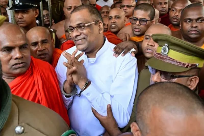 ඥානසාර හිමි නිදහස් කරන්නැයි මහනාහිමිවරුන්ගෙන් ඉල්ලීමක් නෑ