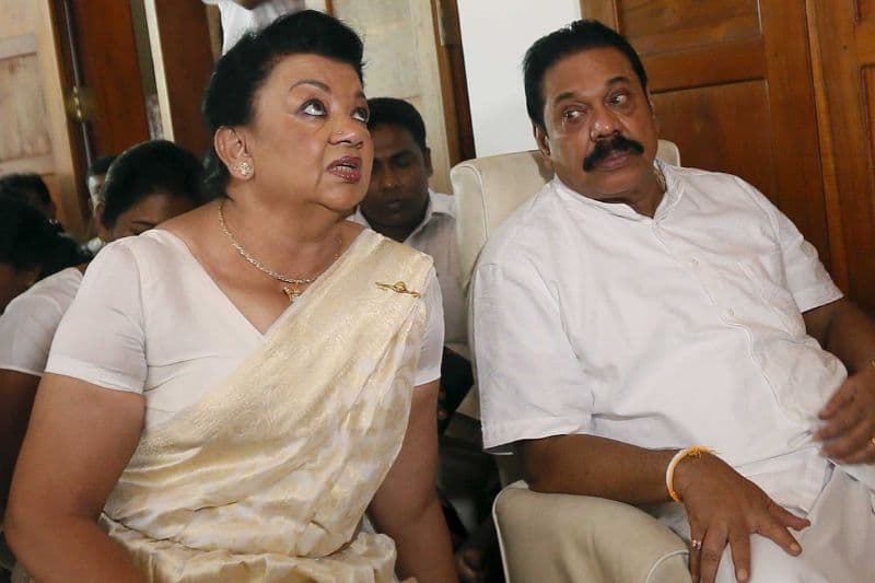 ශිරන්ති රාජපක්ෂට එරෙහිව විදෙස් ගමන් තහනමක්?