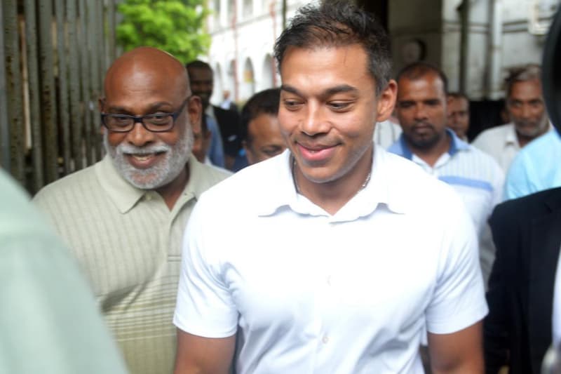 යෝෂිතගේ නාවික හමුදා වැටුප සහ ඉඩම් ගනුදෙනු අධිකරණය හමුවේ හෙළිවෙයි