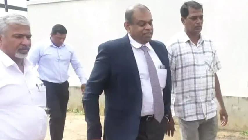 වැලිගම W 15 හෝටල් වෙඩි තැබීම: හිටපු පොලිස්පති ඇතුළු නවදෙනාට මහාධිකරණයේදී අධිචෝදනා