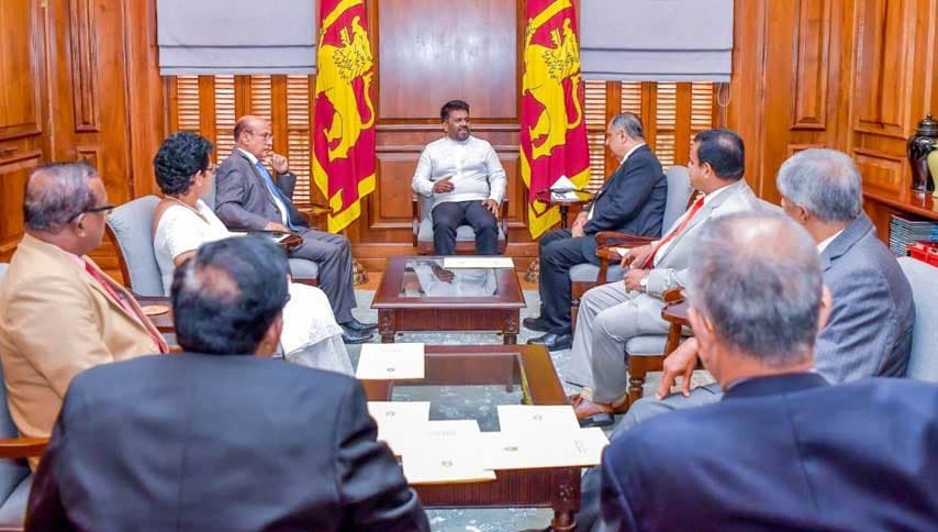 පළාත් පාලනය සැබැවින්ම කරන්නේ කවුද? ආණ්ඩුකාර බලයේ යථාර්ථය | ලයනල් බෝපගේ