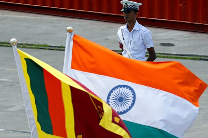 ඉන්දියානු ව්යාප්තවාදයට ; පසුපස හැරවීම