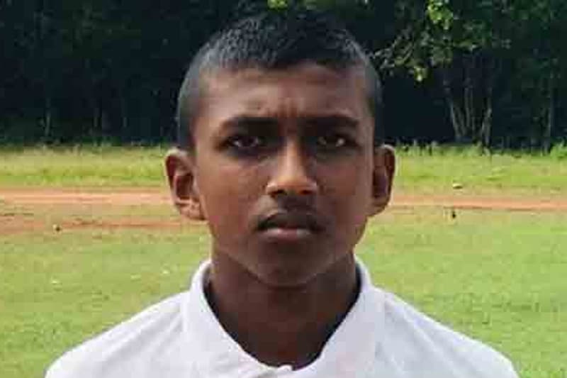 15න් පහළ ක්රීඩකයෙකුගෙන් සුපිරි ඉනිමක්