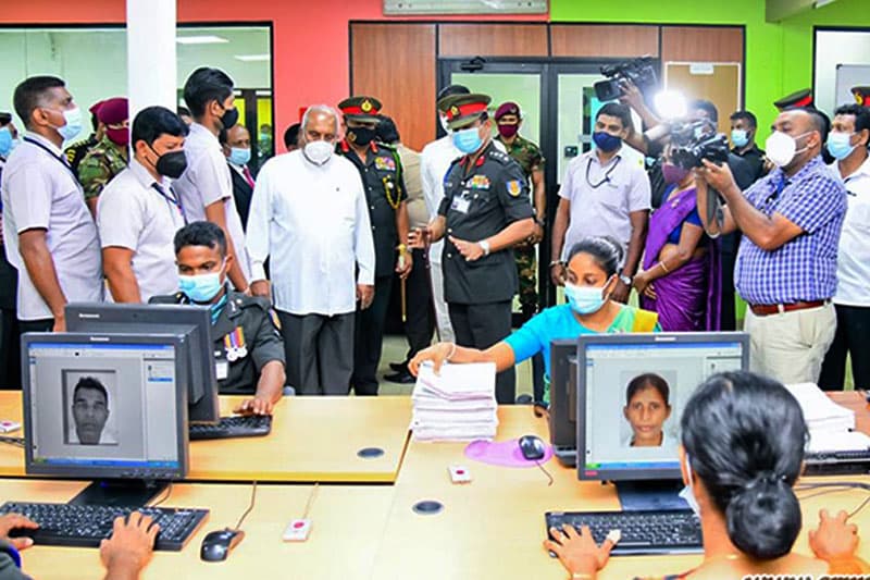 ලයිසන් මුද්රණය හමුදාවෙන් ඉවතට - කැබිනෙට්ටුවට බොරු කියලා!