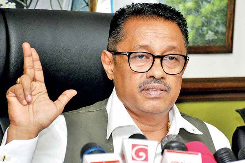 'සත්ය වියදම අනුව විදුලි ගාස්තු වහාම අඩු කළ යුතුයි' - ජනක රත්නායක