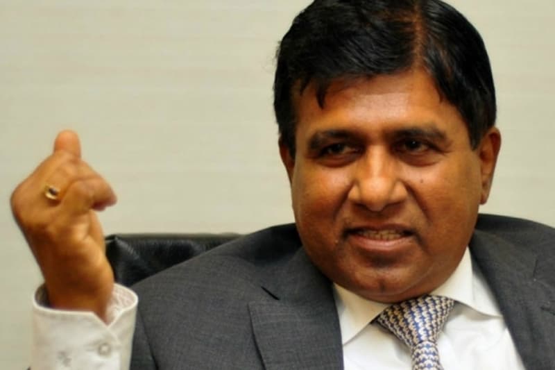 තෝරු මෝරු අතහැර හාල්මැස්සෝ අල්ලන නීතිය ! - අධිකරණ ඇමති මොකද කියන්නේ ?