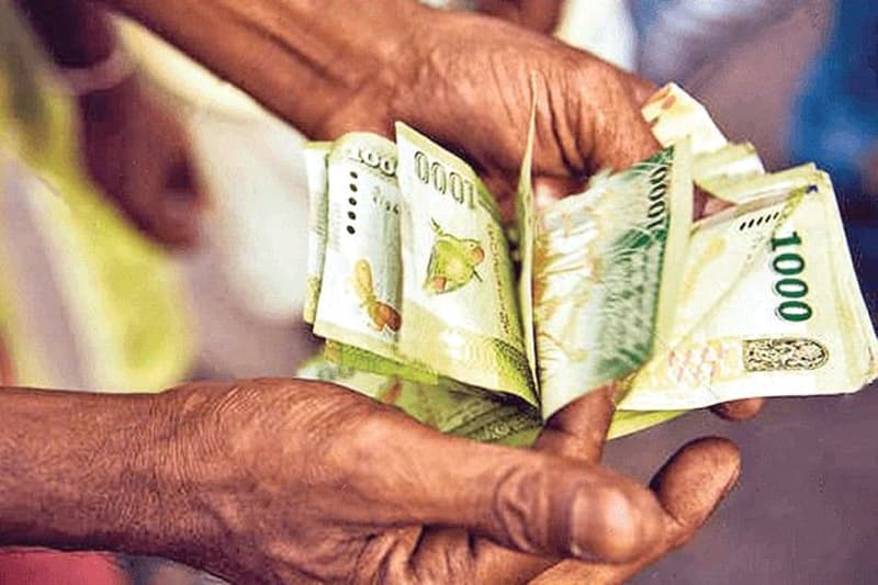 අස්වැසුමට එදිරිව සමෘද්ධිය: සාක්ෂි මගින් හෙළිදරව් වන්නේ කුමක් ද? - (ගයනි හුරුල්ලේ)