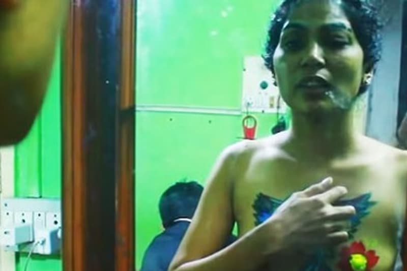 රෙහානා පතීමා නිරුවත පෙන්වීයැයි චෝදනාවෙන් නිදහස්! - (සුනන්ද දේශප්රිය)
