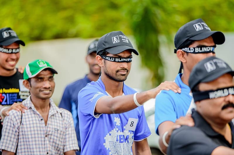 නෙත් පාදා අඳුරේ තැබීම හෙවත් දෘශ්යාබාධිත උපාධිධාරීන්ගේ විරැකියා අර්බුදය - (සත්යා නිර්මාණි)