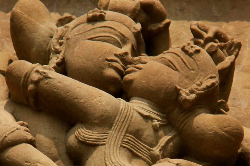 වායාම 77: දෙමළ ආලය - ( සුජිත් අක්කරවත්ත)