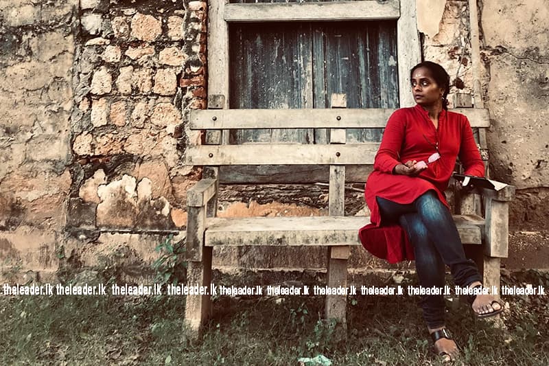 සම්ප්රදායේ කිරි බී වැඩෙන දෑවැද්ද නම් සර්පයා! - (සඳරැසී සුදුසිංහ)