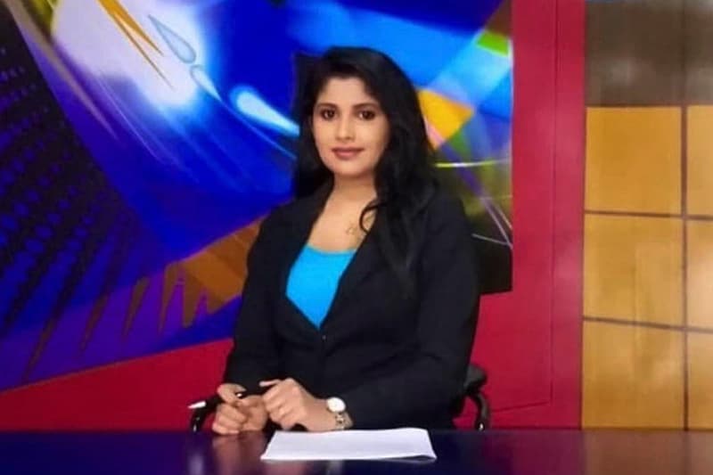 මව් පදවිය නිසා වෘත්තිය හැර යන මාධ්යවේදිනියෝ - (ශිවන්ති ප්රනාන්දු)