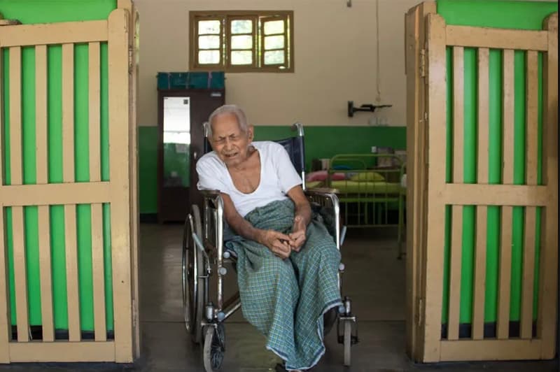 රෝගීන්ගේ ටිකට් නොකපන හරි පුදුම ඉස්පිරිතාලෙ! -(හර්ෂා සුගතදාස)