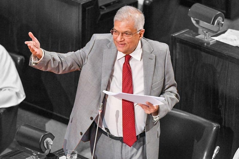 අයවැය සර්කස් හරහා යථාර්ථය කියවීම - (නීතිඥ චන්ද්රසිරි සෙනෙවිරත්න)