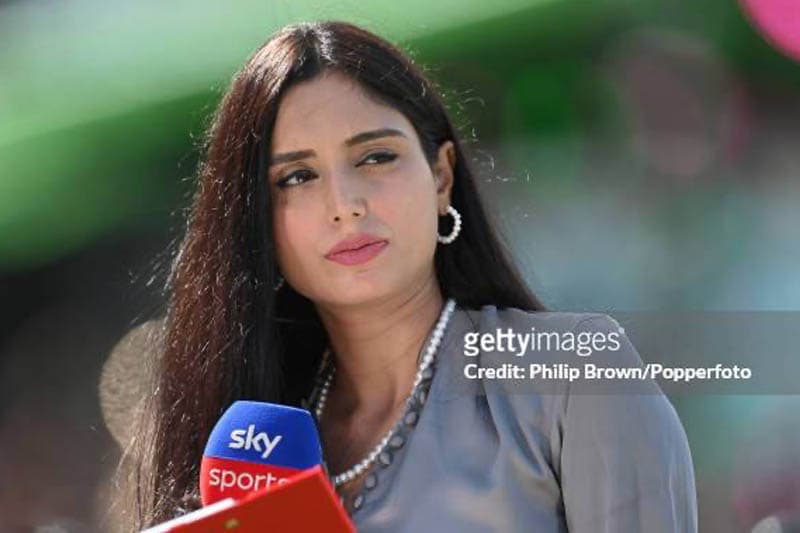පකිස්ථාන ක්රිකට් නිවේදිකාවට ඉන්දියාවෙන් පිටව යන්න සිදුවුයේ ඇයි?