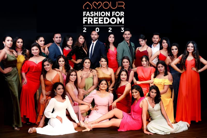 කළු කබා වෘත්තිකයෝ විලාසිතා නිරූපණයට : මෝස්තර දැක්ම ඔක්: 7