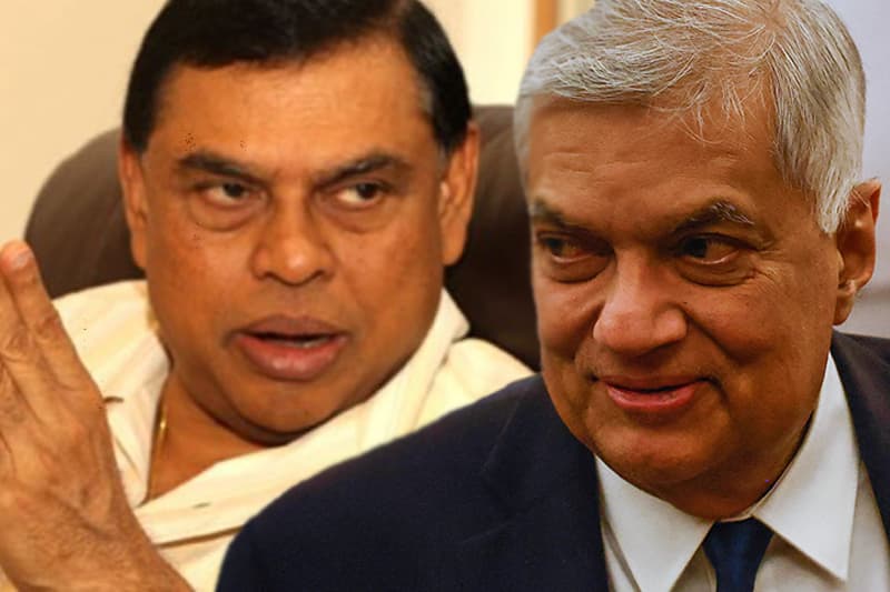 බැසිල් හදිසියේම රනිල්ව හමුවෙලා !
