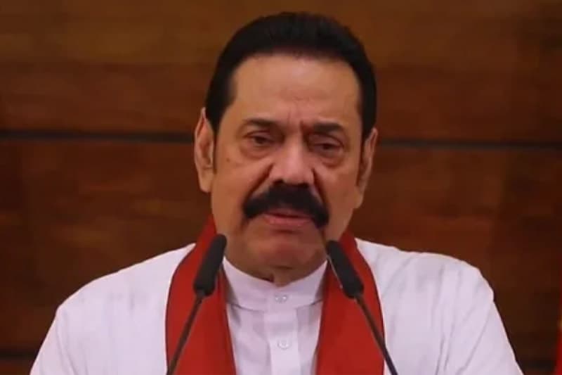 මහින්ද රාජපක්ෂ අසනීපෙන් ? (වීඩියෝ)