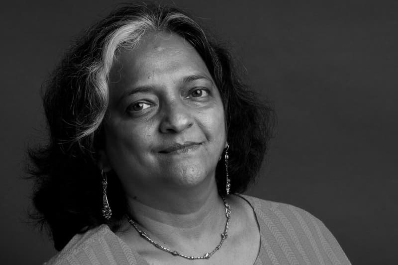 උදුම්බරා... කඳුළු නොසලාම නික්ම ගියාය