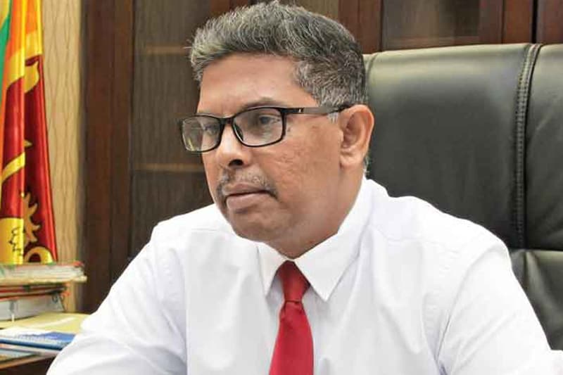 වීසා 17 න් දෙන්න පුළුවන් එකක් පමණයි