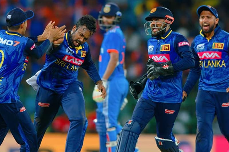 වැන්ඩසේ - අසලංක ඉන්දියාව වනසති