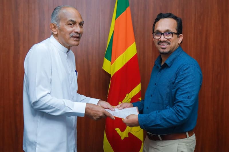 ලංකා ඛනිජ වැලි සමාගමේ මුල් පුටුව අශෝක පීරිස්ට