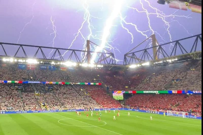 Euro 2024: විදුලි කෙටීමෙන් අත්හිටුවූ තරගය පිටුපස බිය උපදවන කතාවක්