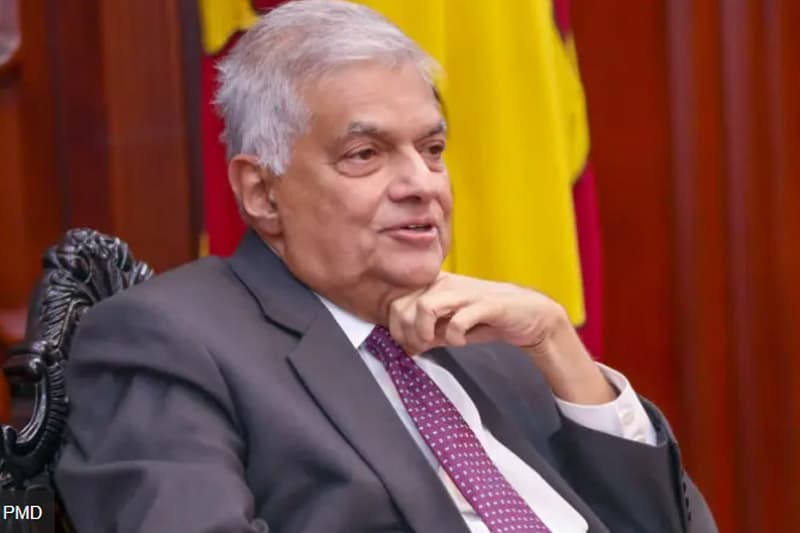 'ව්යවස්ථාමය කුමන්ත්රණයකින්' රනිල්ට ජනපති ධුර කාලය දීර්ඝ කර ගත හැකි ද?