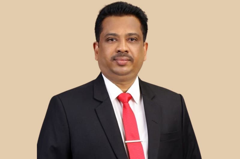 පරාටේ නීතිය ක්රියාත්මක කරන්න එපා - ධම්මික සමරවික්රම