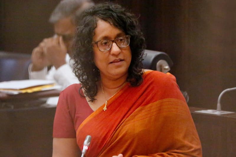නරුමත්වයට එරෙහිව හරිණි... | Mahesh Hapugoda