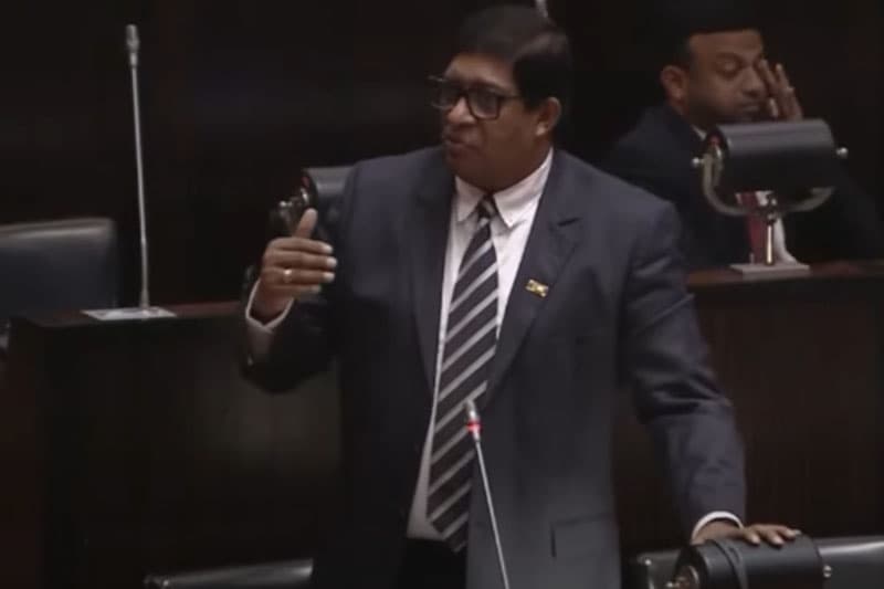 මුද්රණය කළේ නැතැයි රජය පවසන මුදල්, මුද්රණය කළ ආකාරය රවි හෙළි කරයි