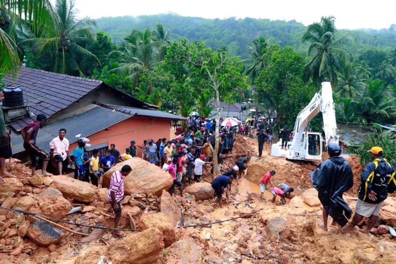 ‘දිට්වා’ ඇවිත් ගිහින් මාසයයි - ලක්ෂ 3 කට තාමත් යන එනමං නෑ !