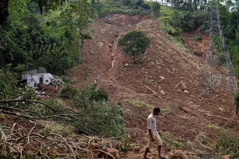 ලංකාවේ සමස්ත භූමියෙන් සියයට 30ක් නාය යෑමේ අවධානමක