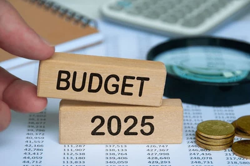 රටම බලා සිටින 2025 අයවැයට පෙරවදනක්