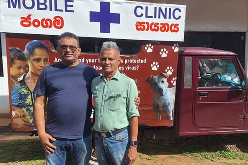 ඝාතනය වෙනුවට ආදරය රැගෙන එන බලු වෑන් එක | අරුන්දි ජයසේකර