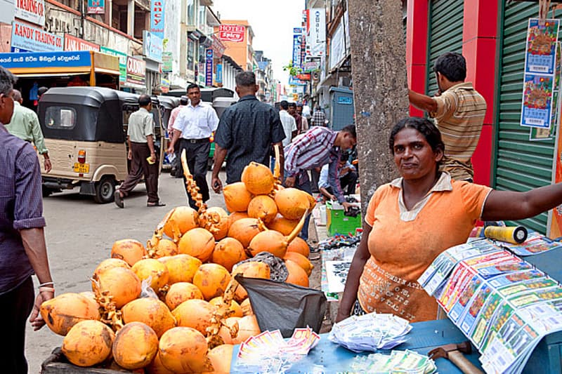 වීදි වෙළඳුන්ටත් සැබෑ වටිනාකමක්