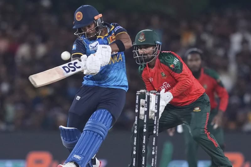 ශ්රී ලංකාව මව්බිමේදී T20 තරගයක අඩුම ලකුණු සංඛ්යාවට දැවී යයි