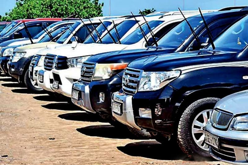 ව්යාජ සුඛෝපභොගී වාහන වෙන්දේසිය නීතිමය වරදක් වන හැටි | අජිත් පැරකුම් ජයසිංහ