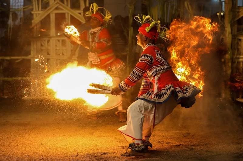 ගම් මඩු විවිධ ප්රසංග | තිලක් සේනාසිංහ