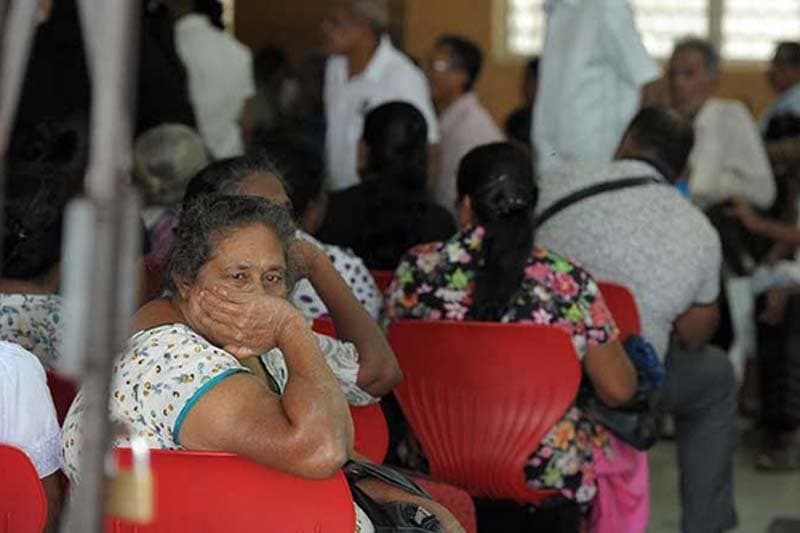 වෛද්යවරු වෙනුවෙන් මෙන් ම රෝගීන් වෙනුවෙන් පෙනී සිටින්නේ අපි පමණයි - GMOA (වීඩියෝ)