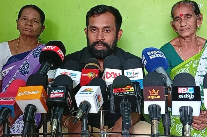 ඔත්තු සේවා යොදවා දෙමළ මහවිරු සමරු සංවිධායකයන් බියගන්වන බවට චෝදනා