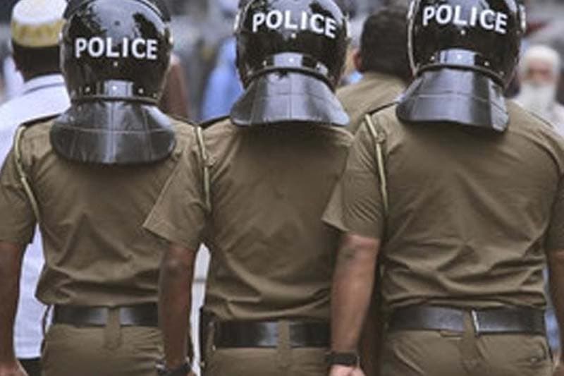 පොලිසිය දාන මාධ්ය සංදර්ශන ගැන සාලිය පීරිස් කියන කතාව…