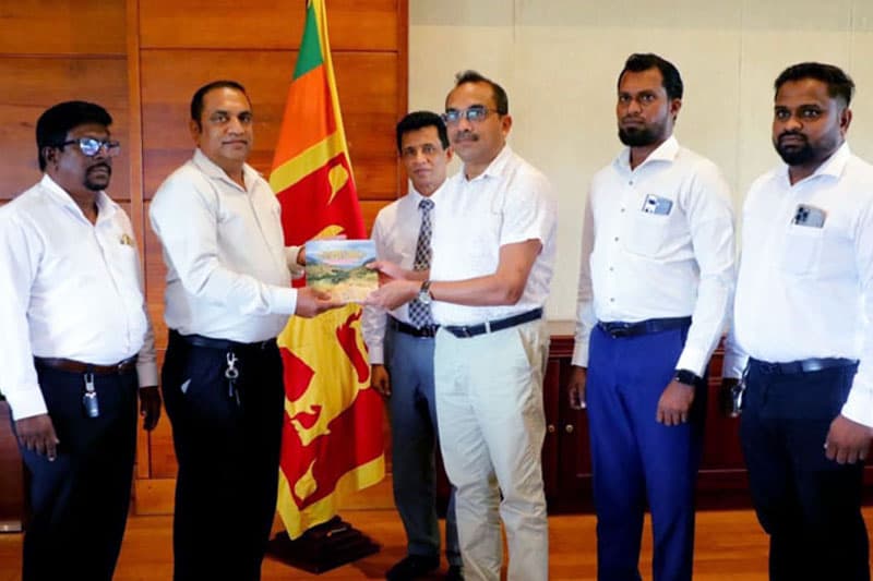 ඇල්ලේ බස් අනතුර ගැන සම්පූර්ණ වාර්තාව මෙන්න